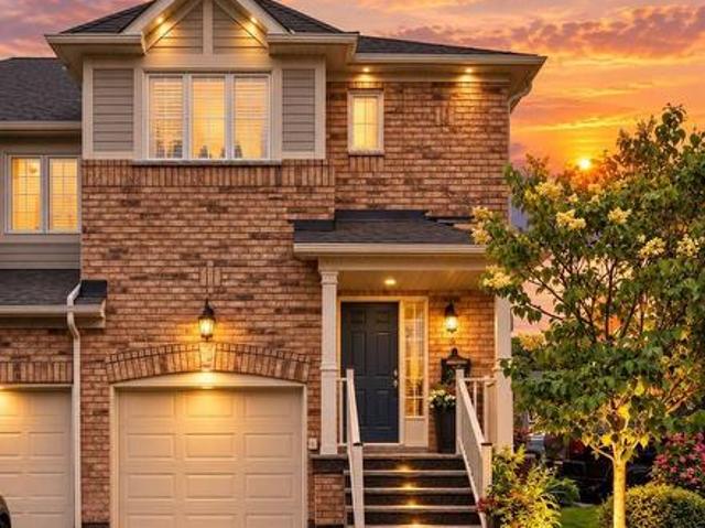 Townhouse for sale in Burlington, Ontario