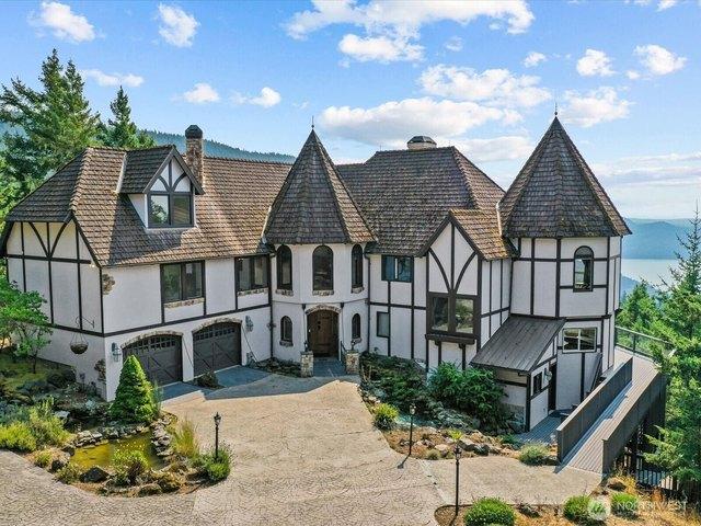House for sale in Orcas, Washington