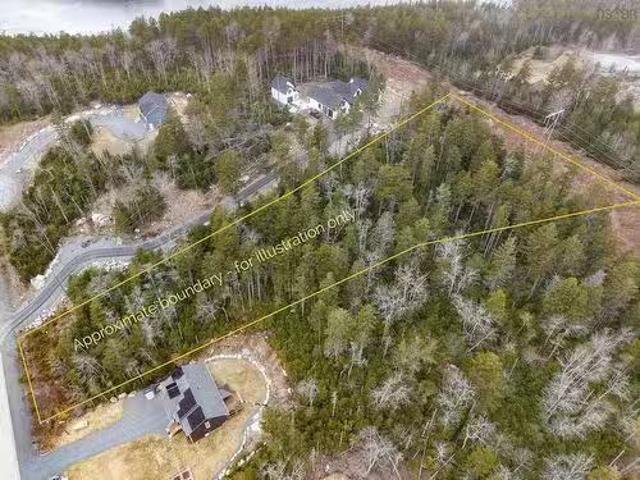 House for sale in Upper Tantallon, Nova Scotia