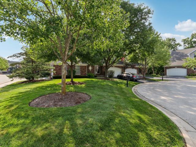 Townhouse for sale in Palatine