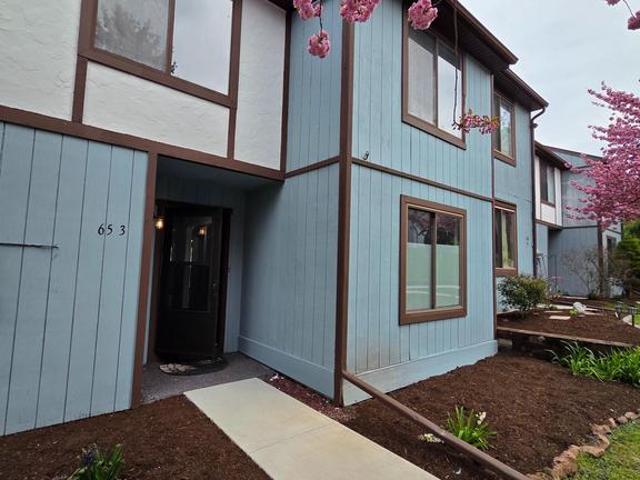 Townhouse for sale in Douglassville, Pennsylvania