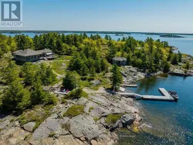House for sale in Parry Sound, Ontario