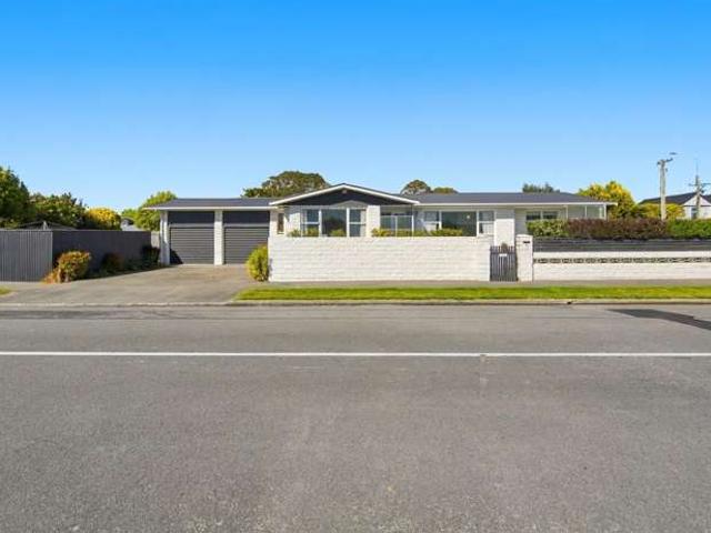 House for sale in Bishopdale, Fendalton-Waimari-Harewood Community
