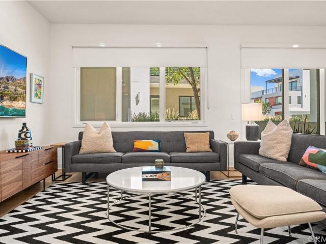 Condo for sale in Levity, Tustin