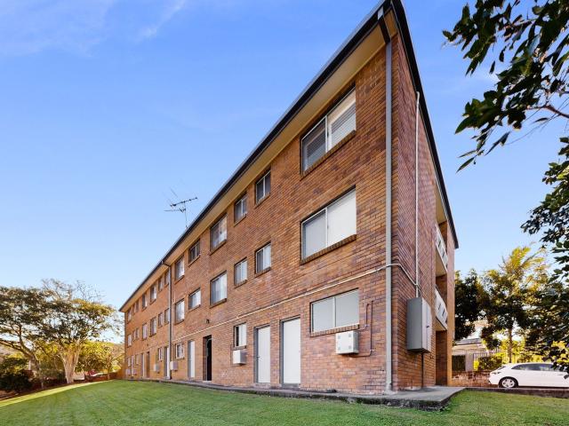 Apartment for rent in Toombul, Queensland