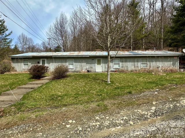 Land for sale in Spruce Pine, North Carolina