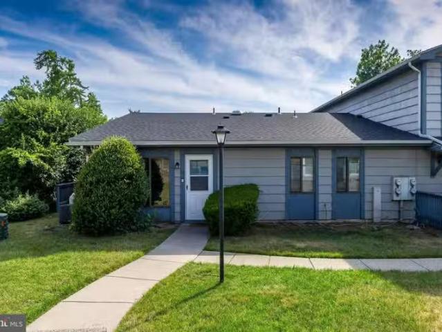 House for sale in Sewell