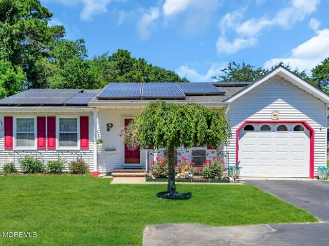 House for sale in Whiting, New Jersey