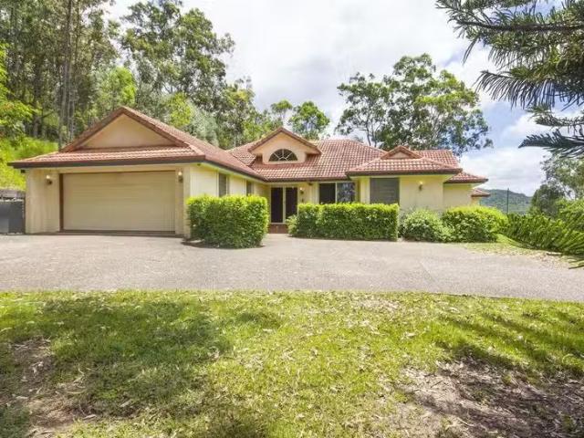 House for rent in Advancetown