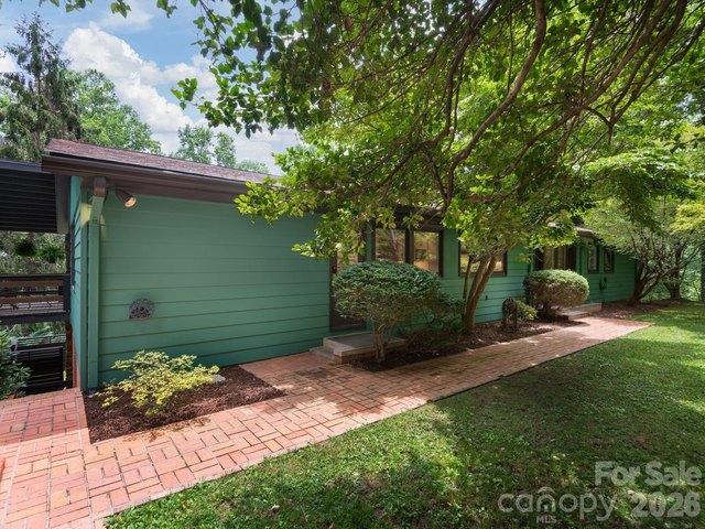 House for sale in Etowah, North Carolina