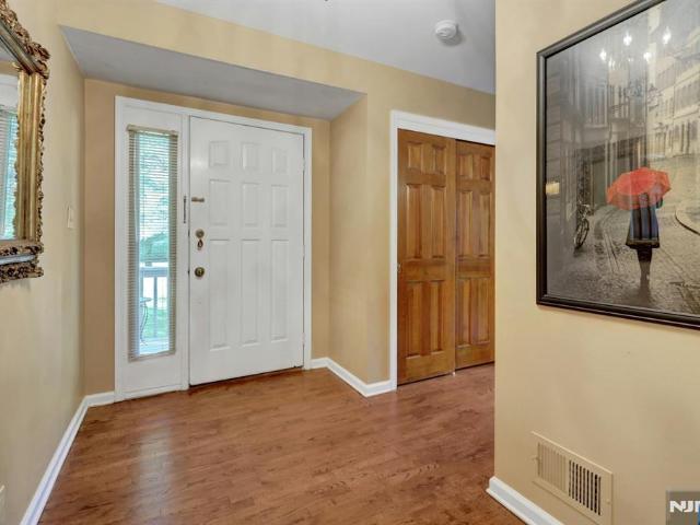 Townhouse for sale in Mahwah