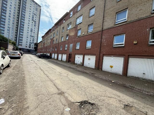 Apartment for rent in Whiteinch, Scotland