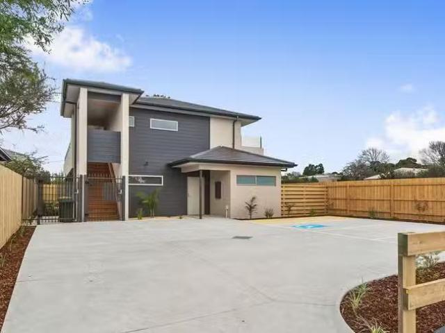 House for rent in Frankston