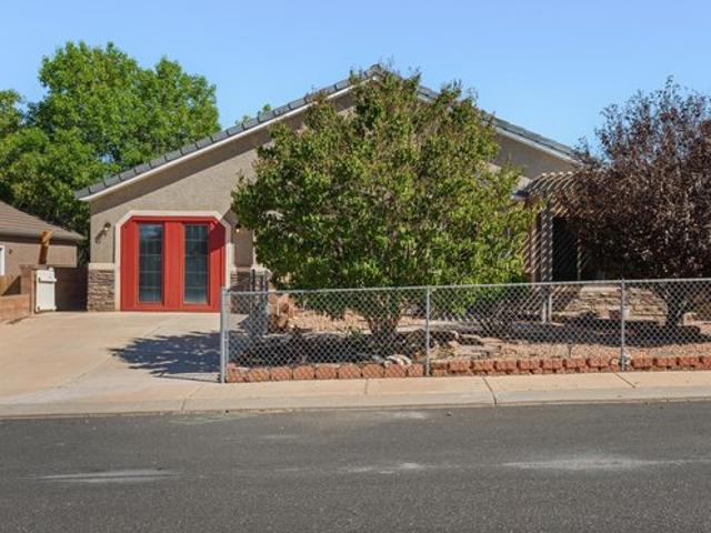 House for sale in La Verkin, Washington County