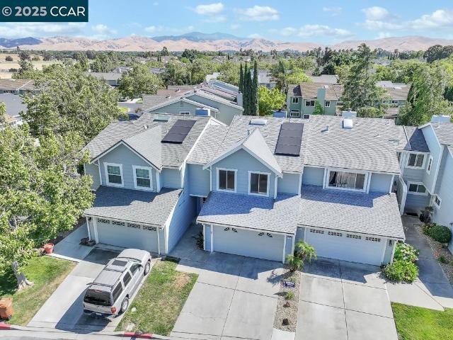 Townhouse for sale in Pittsburg, California