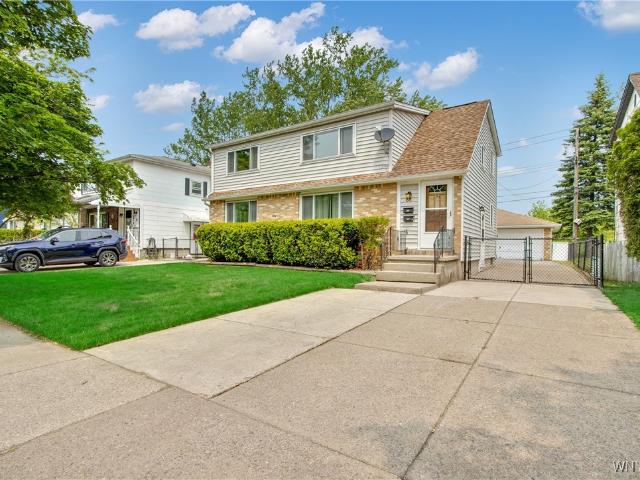 House for sale in Cheektowaga