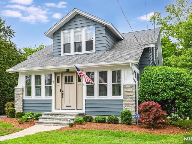 House for sale in Glen Rock, New Jersey
