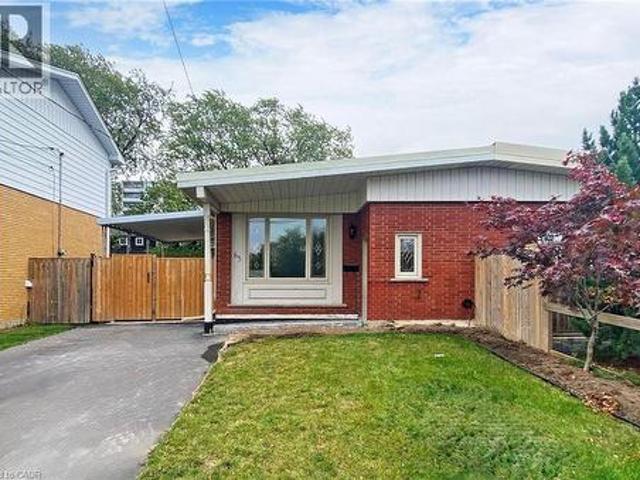 House for rent in Ancaster, Ontario