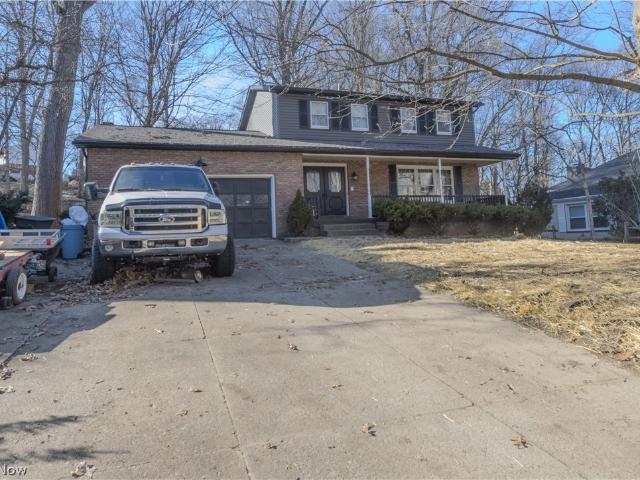 House for sale in Summit, Ohio