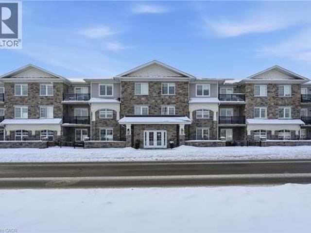 Condo for sale in Caledonia, Ontario