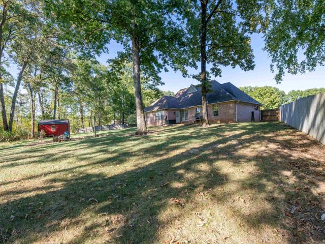 House for sale in Oakland, West Tennessee