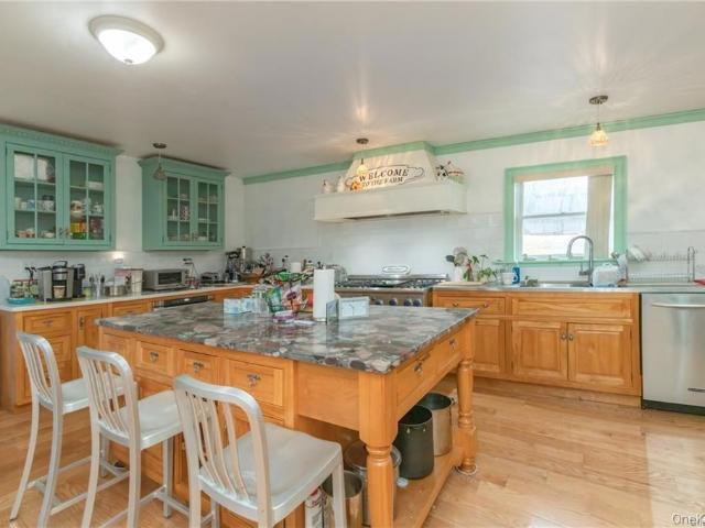 House for sale in Amity, Town of Warwick