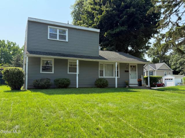 House for sale in Colonie, New York