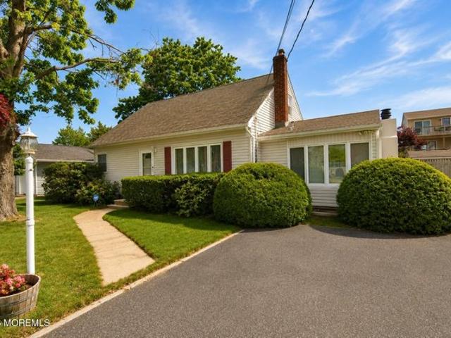 House for sale in Normandy Beach, New Jersey