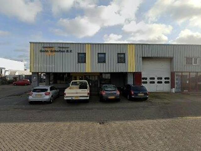 Bedrijfspand te huur in Beverwijk, Noord Holland