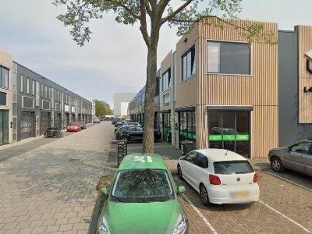 Bedrijfspand te huur in Haarlem, Noord Holland