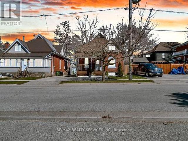 House for sale in St. Thomas, Ontario