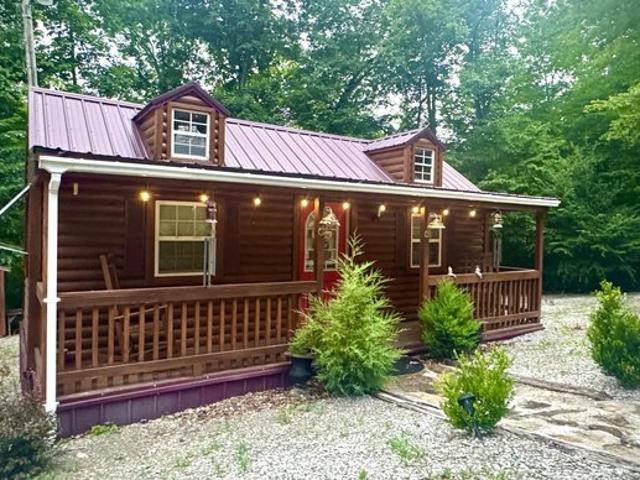 House for sale in Burnside, Kentucky