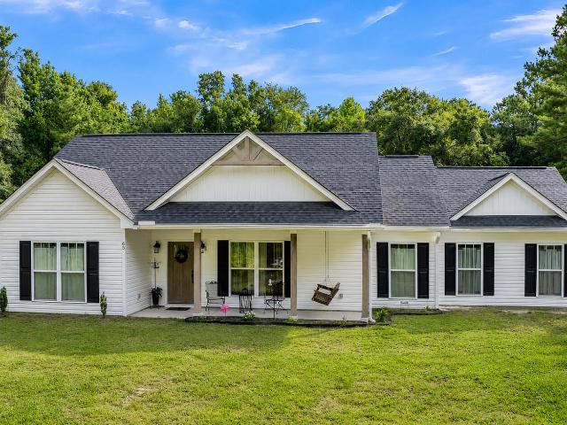 House for sale in Smoaks, South Carolina