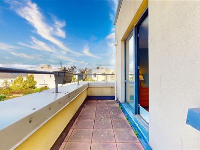 Apartment for sale in Bluebell, Dublin