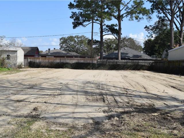 Land for sale in Harahan, Louisiana