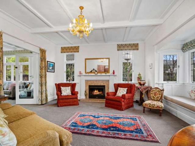 House for sale in Days Bay, Wellington