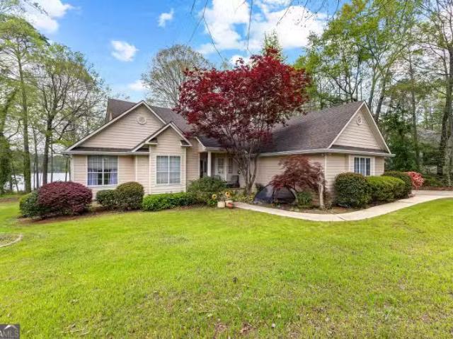 House for sale in Mcdonough