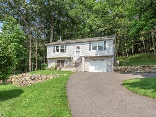 House for sale in Lake Hopatcong, New Jersey