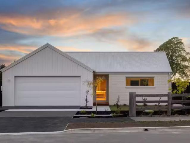 House for sale in Casebrook, Canterbury