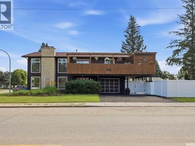 House for sale in Saskatoon, Saskatchewan