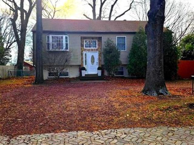 House for sale in Berlin, New Jersey
