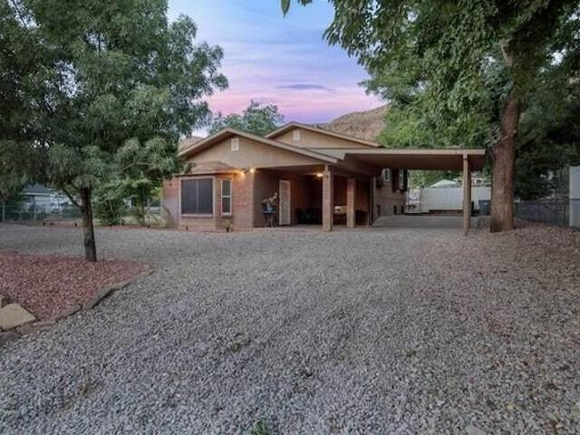 House for sale in La Verkin, Utah