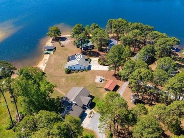 House for sale in Sanford, North Carolina