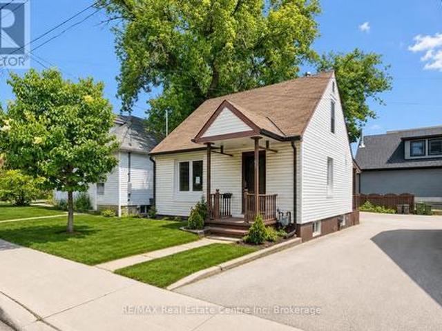 House for sale in Guelph, Ontario