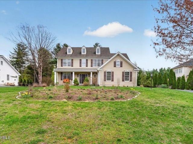 House for sale in Saratoga, New York