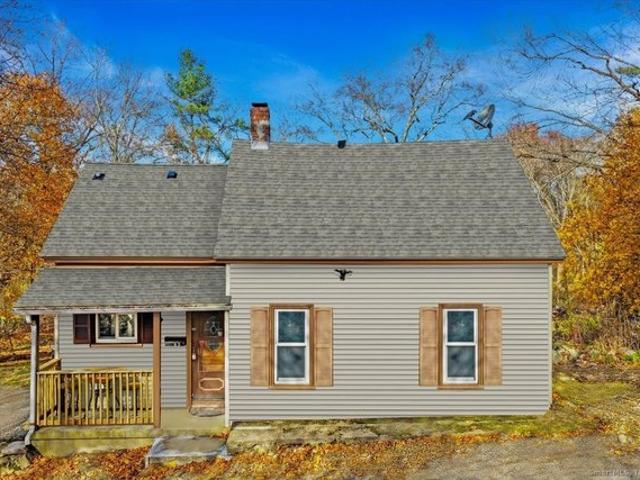 House for sale in Danielson