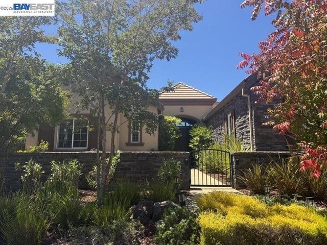 House for sale in Hayward, California