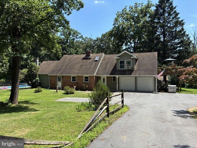 House for sale in Cumberland, Pennsylvania