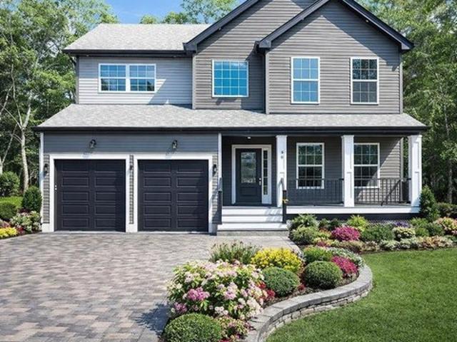 House for sale in Centereach, New York