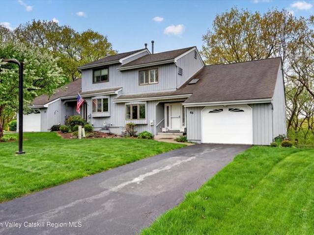 Condo for sale in Connelly, New York